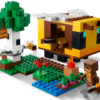 LEGO Minecraft The Bee Cottage 5