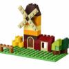 LEGO Classic Medium Creative Brick Box 11