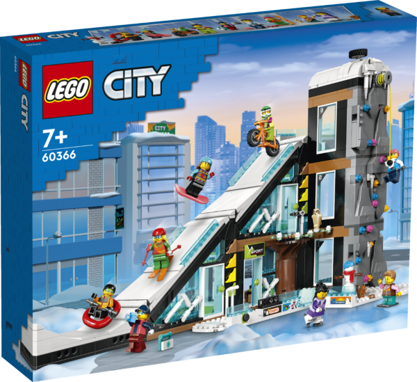 LEGO City Ski and Climbing Centre 1
